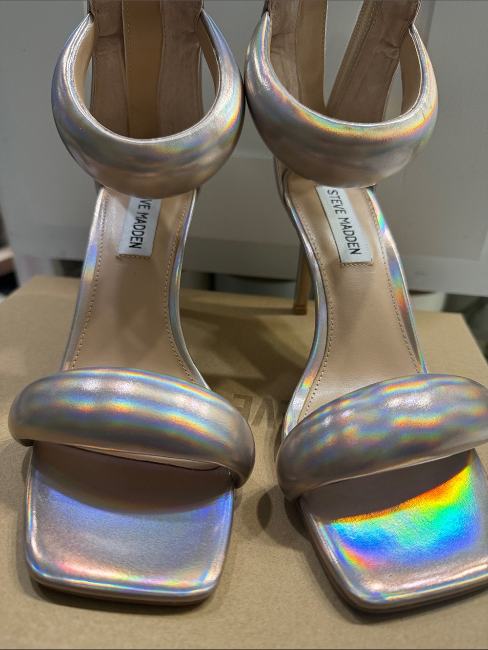 BRAND NEW! Steve Madden Iridescent platinum High Heel Sandals
